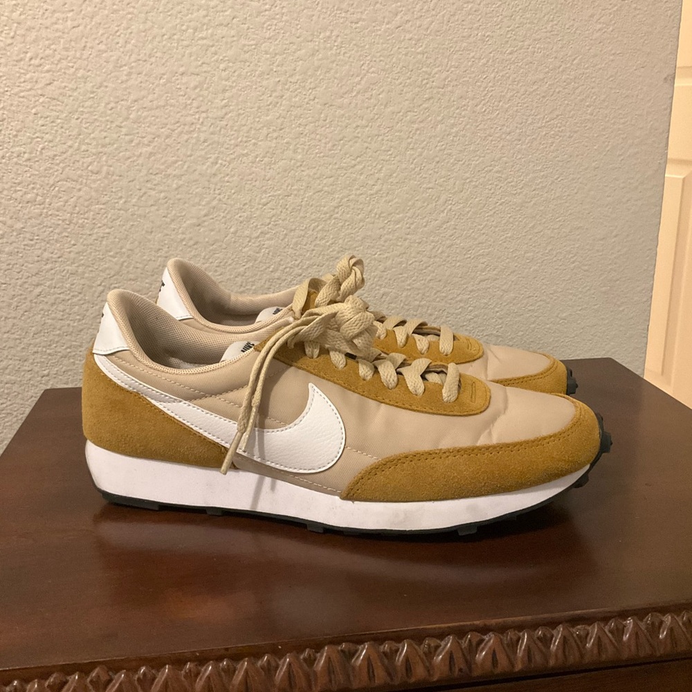 Nike Rattan Vintage DayBreaks